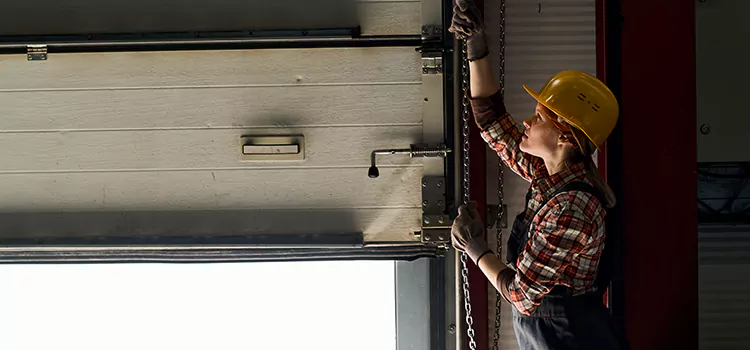 Addressing Common Garage Door Stoppage Issues in Clarksville, TN