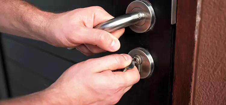 Door Closer Repair & Installation Clarksville